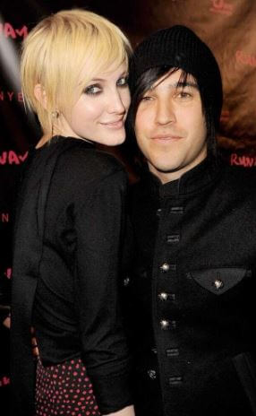 Bronx Wentz's parents Ashlee Simpson and Pete Wentz